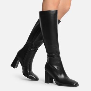 Knee High Zip up Go Go Boots Black